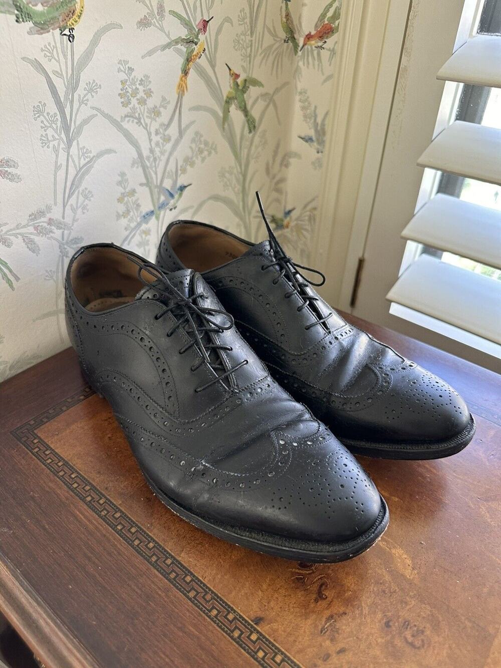 Johnston & Murphy Wingtip Oxford Dress Shoes Men’s Size 11 D/B Black flaw